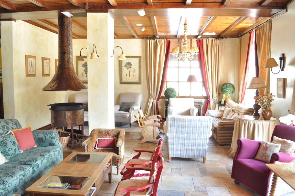 Hotel Bocale Sallent De Gallego Room photo